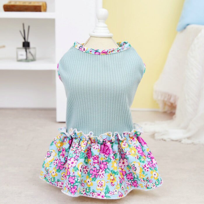 新款宠物春夏碎花裙子易清洗耐用针织宠物衣服宠物用品